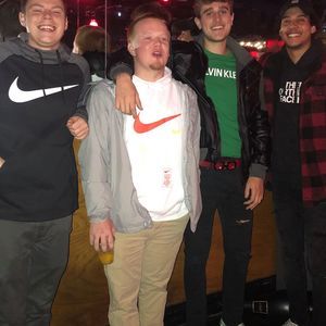 Meet your Posher, Dylan